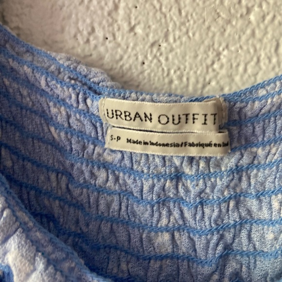 Urban Outfitters Blue Floral Smocked Crop Top S - Picture 5 of 5